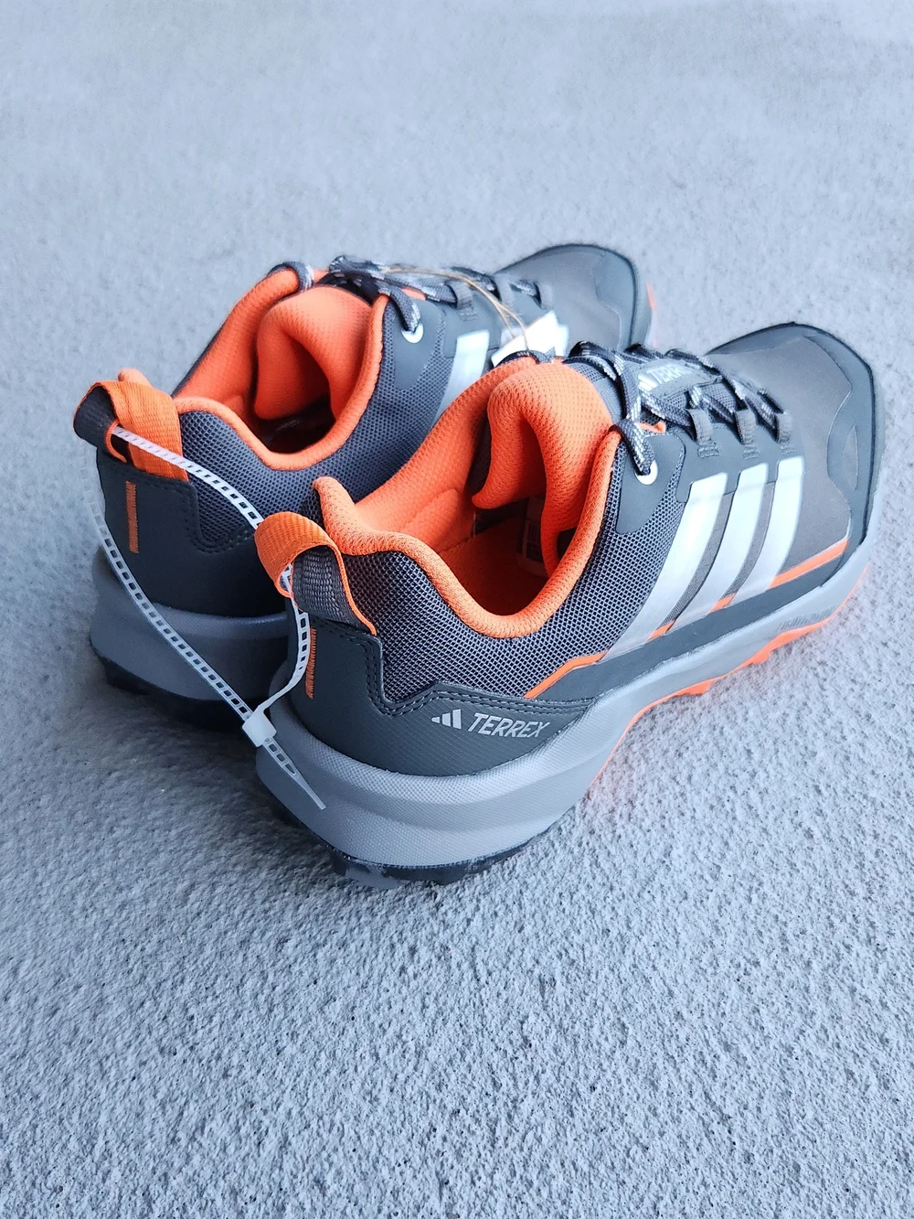 Adidas Terrex Skychaser Ax5 GoreTex Hiking Sneakers Athletic Shoes JS4608 9 US